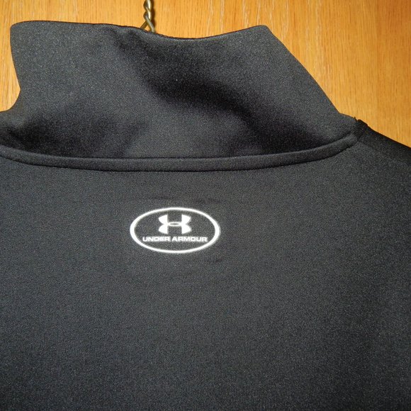 Under Armour Wmn M Semi-Fitted 1/4 Zip Long Sleeve Black Pullover Thumb Holes - Picture 7 of 10